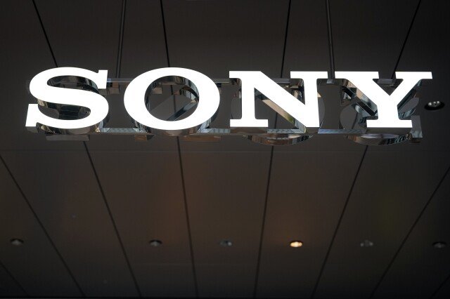Sony afferma che il focus è sulla creatività, con giochi, film, musica, sensori, IP e non gadget